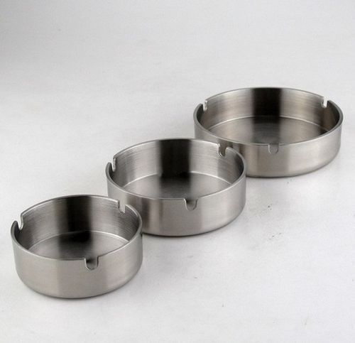 批發(fā)供應(yīng)不銹鋼煙灰缸_產(chǎn)品圖片_東莞市長(zhǎng)安鴻虎五金制品廠